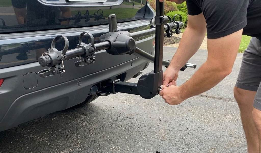Installing a Thule hitch bike rack onto a vehicle hitch receiver